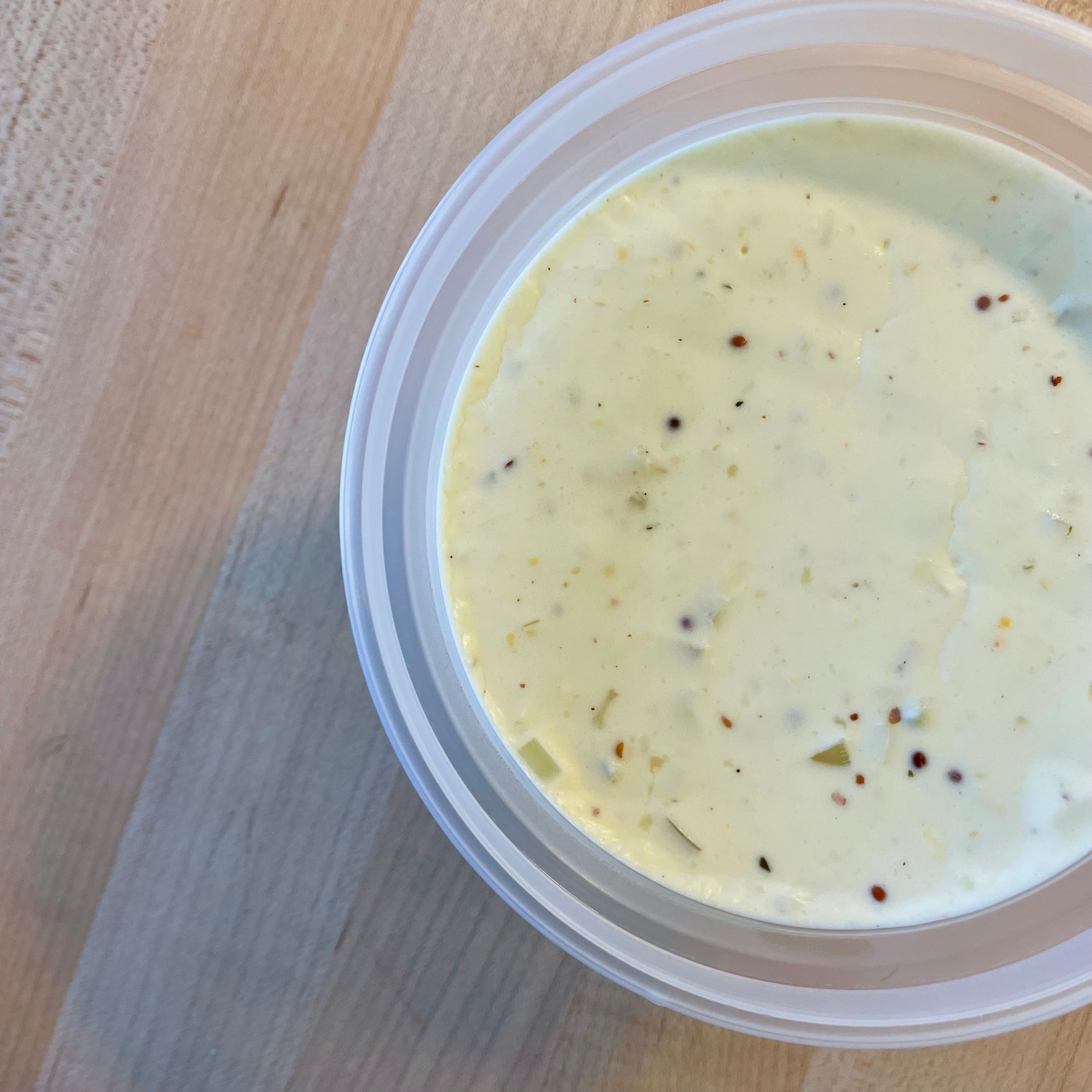 Sauce au vin blanc, citron et thym